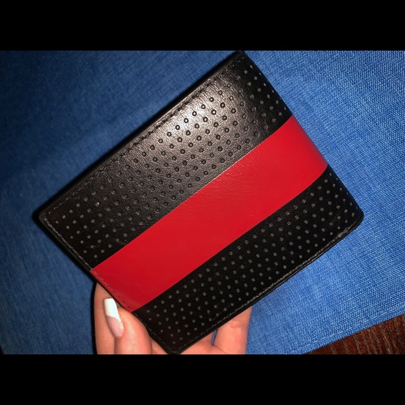 Michael Kors wallet - Picture 2 of 5